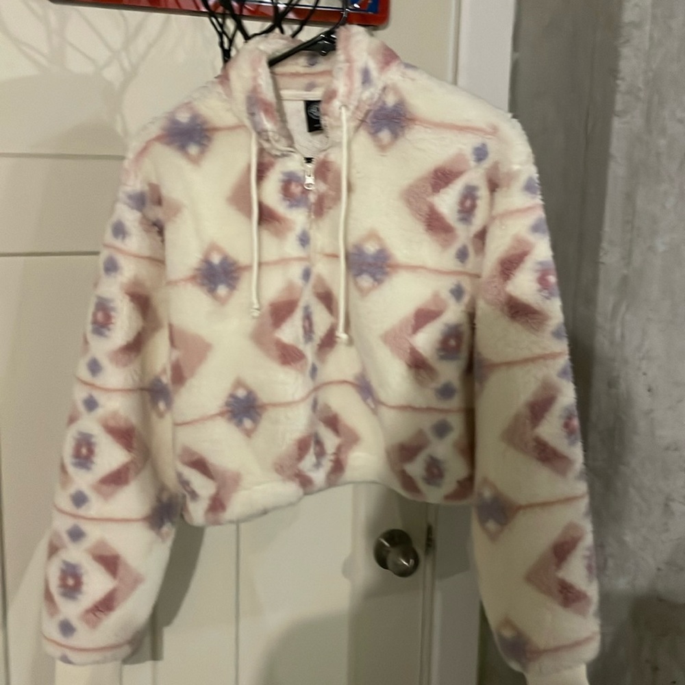 Pacsun fuzzy zip up worn once!!!